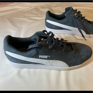 NEW! MENS PUMA SHOES size 11.5